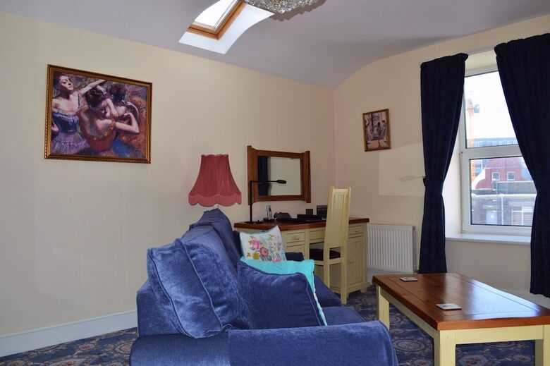 Hotel The Town House