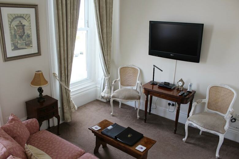 Hotel The Town House