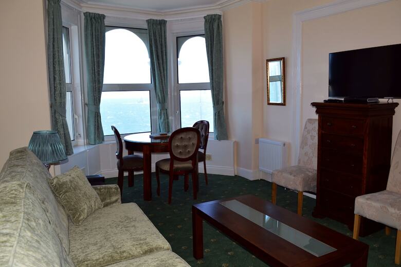 Hotel The Town House