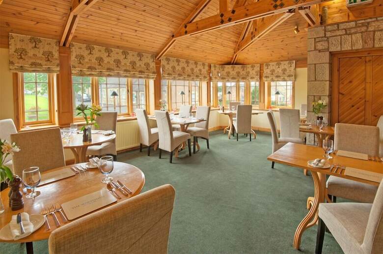 Hotel The Wheatsheaf At Swinton