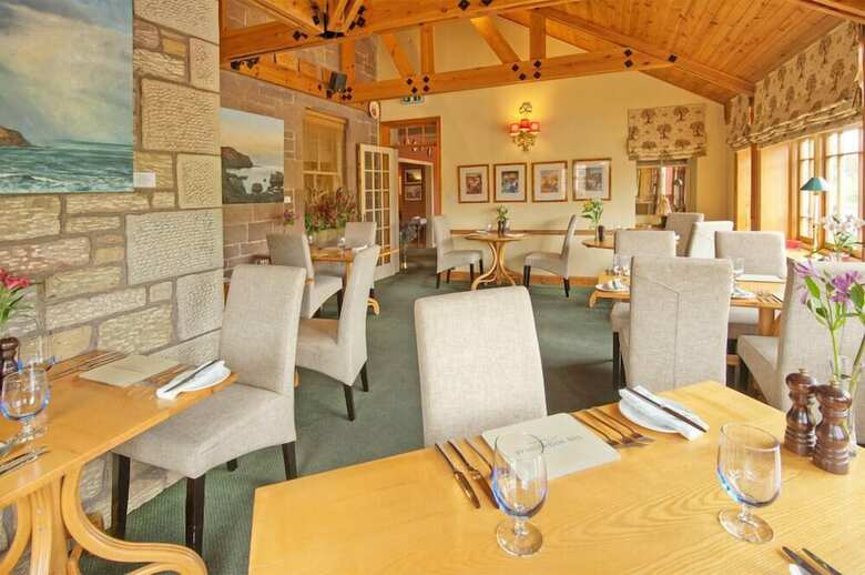 Hotel The Wheatsheaf At Swinton