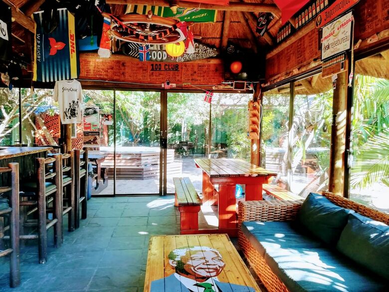 Hostal Saltycrax Backpackers And Adventures