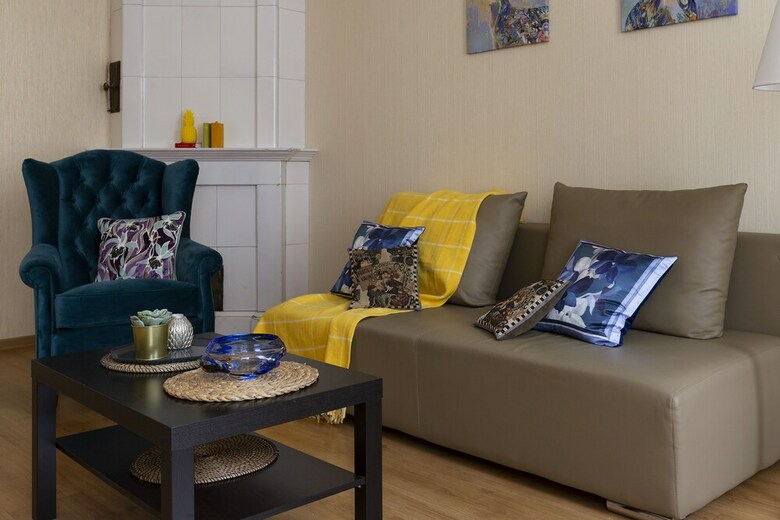 Home4day Central Apartment On Nevsky Prospekt