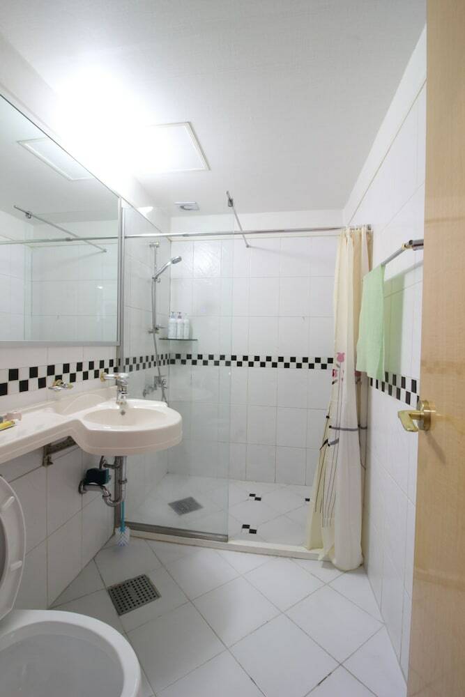 Apartamentos Atomy Stay