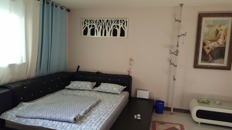 Apartamentos Hugel Village