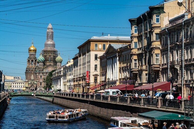 Home4day Apartment On Griboyedov Canal