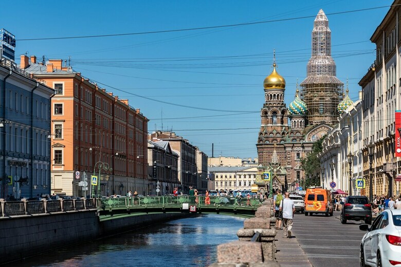 Home4day Apartment On Griboyedov Canal