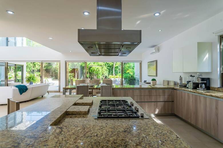 Luxury Residence With Pool And Hotel Amenities