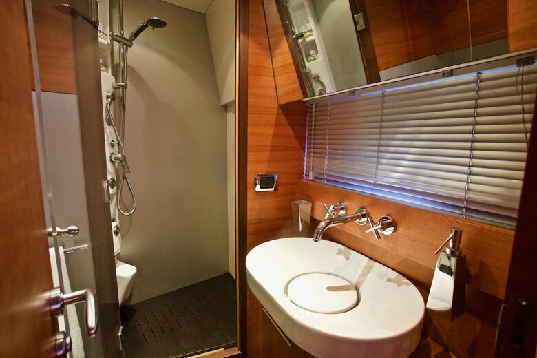 Italy Luxury Yacht Charter