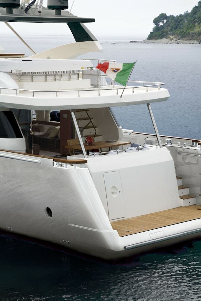 Italy Luxury Yacht Charter