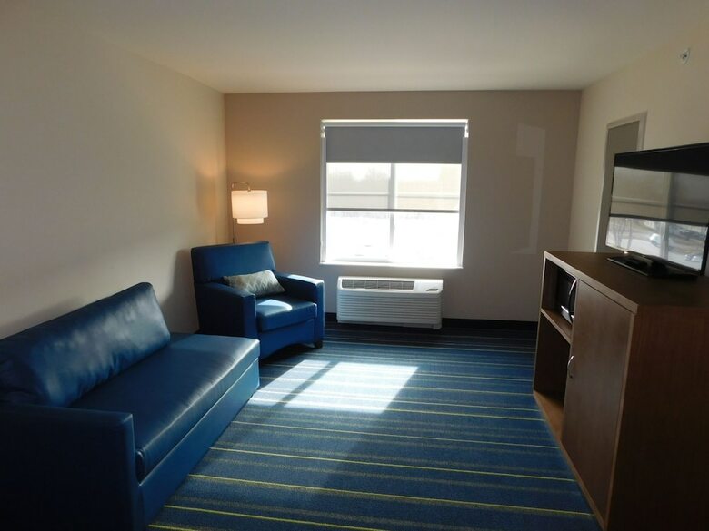 Hotel Days Inn & Suites By Wyndham Kearney