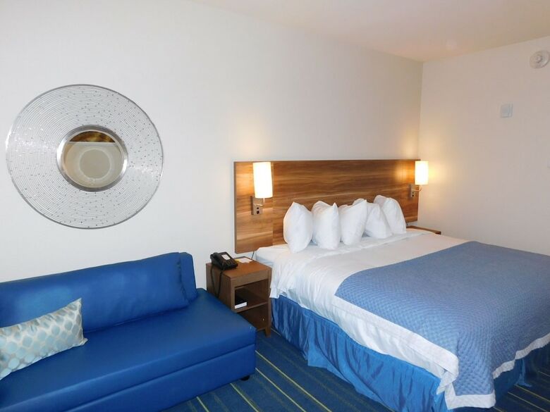 Hotel Days Inn & Suites By Wyndham Kearney