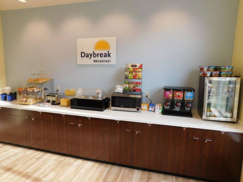 Hotel Days Inn & Suites By Wyndham Kearney