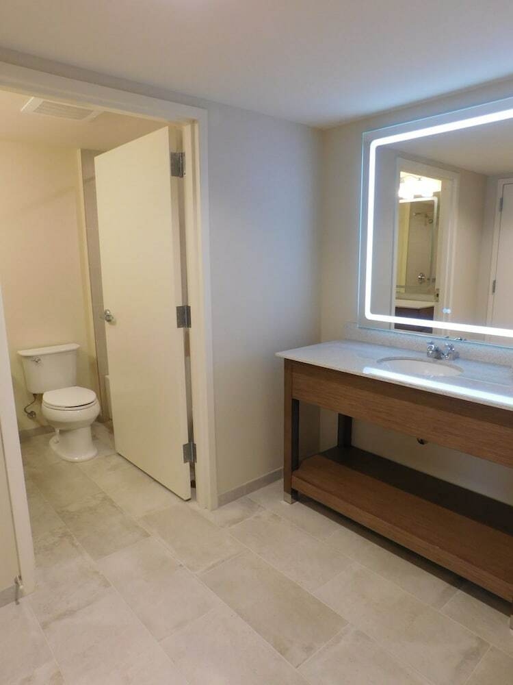 Hotel Days Inn & Suites By Wyndham Kearney