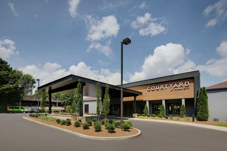 Hotel Courtyard By Marriott Atlanta Windy Hill/ballpark