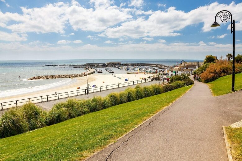 Eype's Mouth Country Hotel
