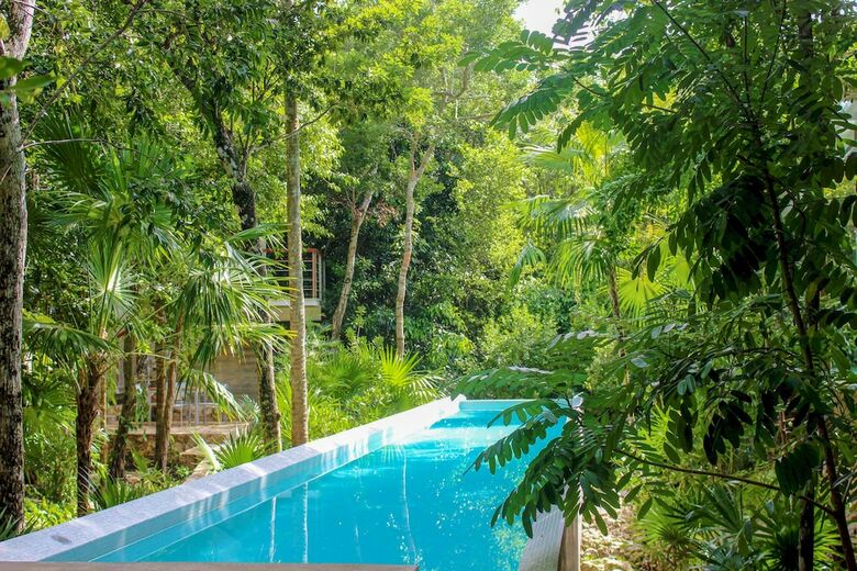 Apartamentos Condo With Infinity Pool View By Olahola