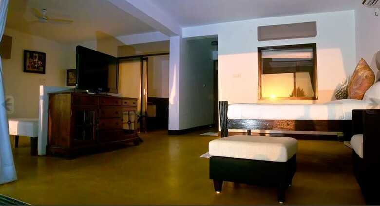 Hotel Marbela Home