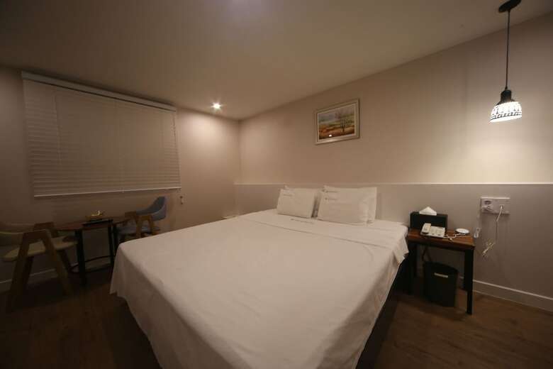 Hotel We've Motel