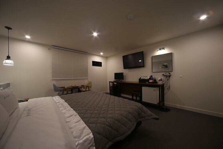 Hotel We've Motel