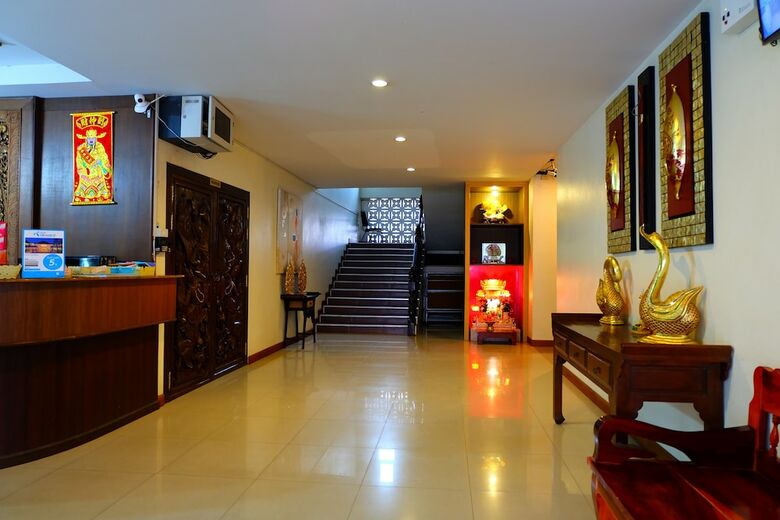 Hotel Baan Suanphet Resort