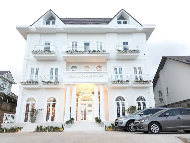 Hotel Dalat de Charme Village