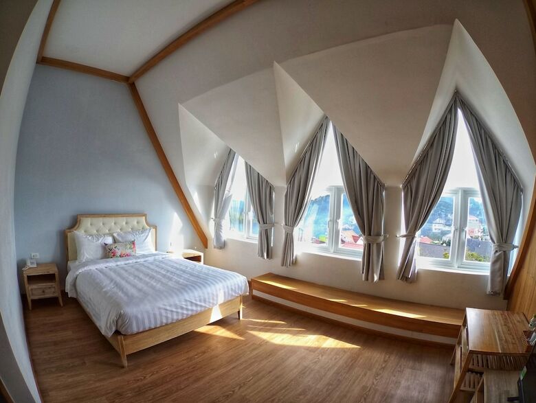 Hotel Dalat de Charme Village
