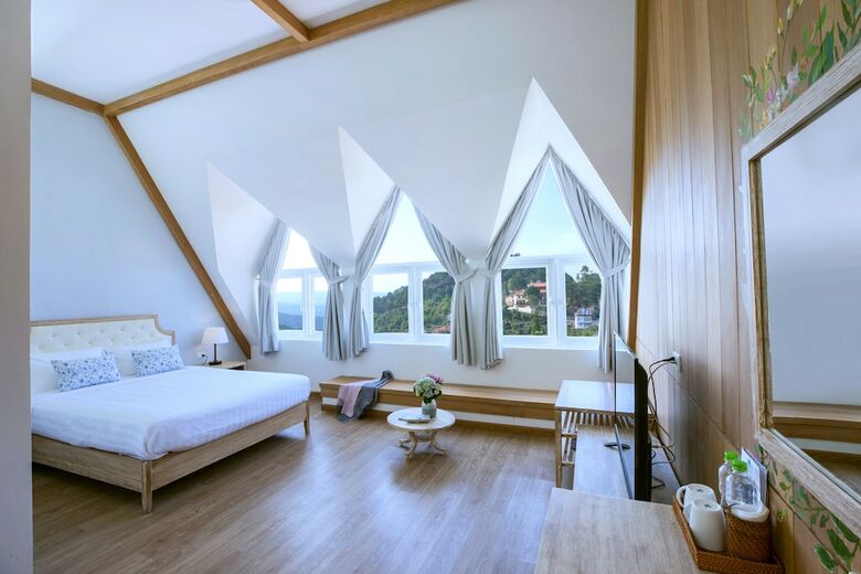 Hotel Dalat de Charme Village