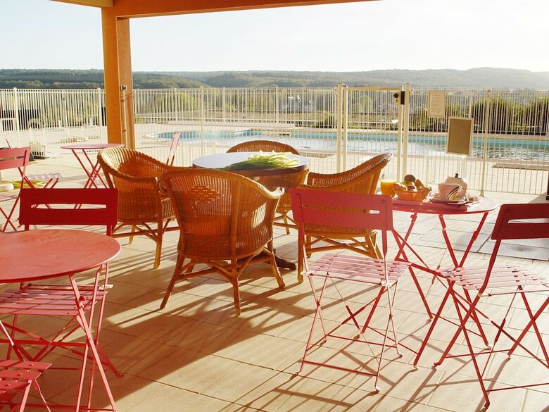 Hotel Les Demoiselles