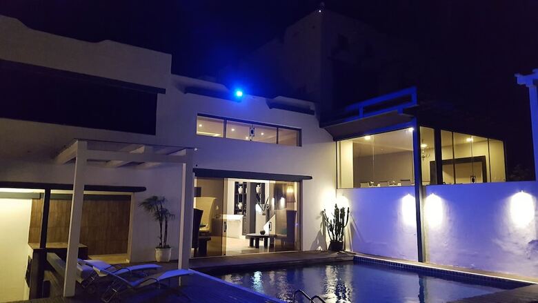 Apu� Brava Hotel