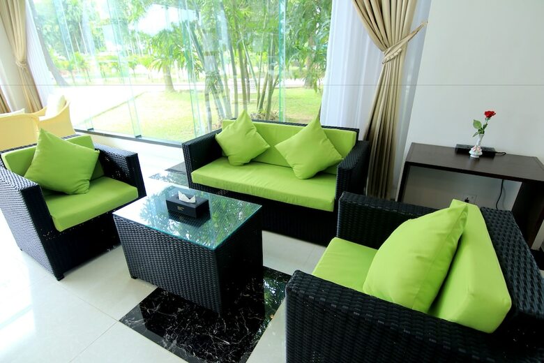 Akore Myanmar Life Hotel