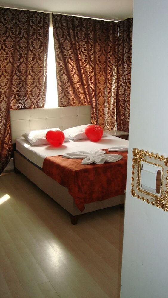 Rotana Hotel Resort