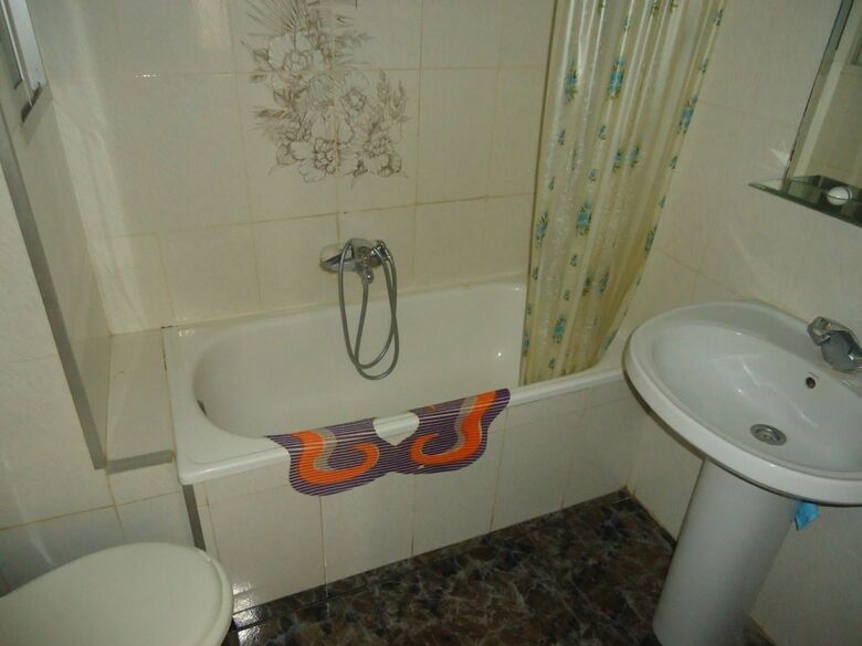 Apartamentos Les Doyes Bl 3 1-36  Lek