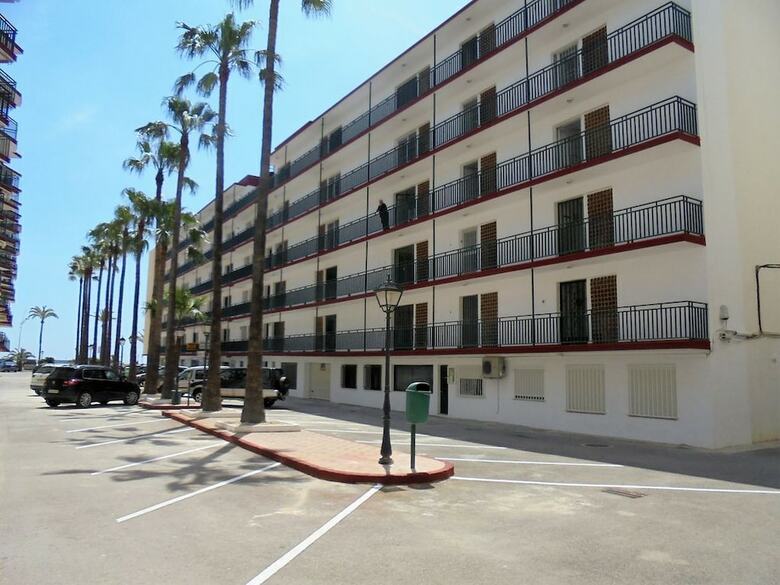 Apartamentos Les Doyes Bl 3 1-36  Lek