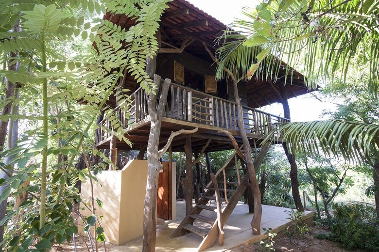 Hilltop Cabanas