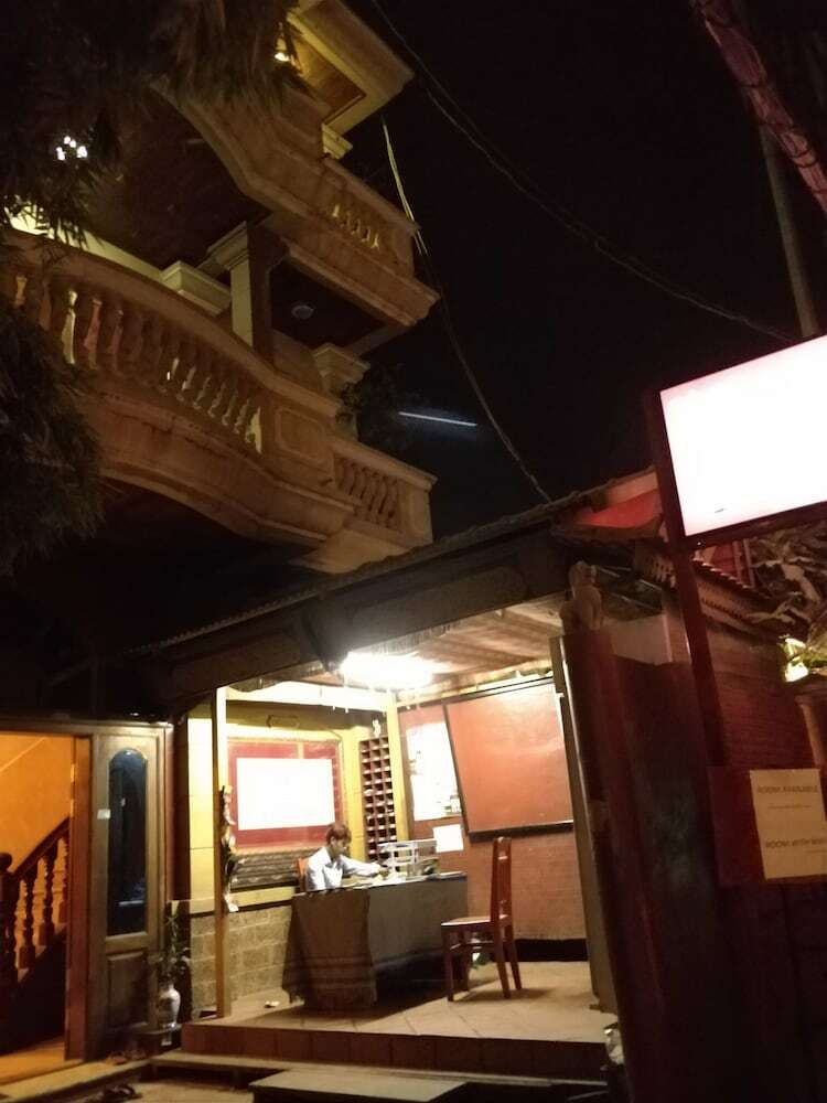 Hotel Near Sala Inn