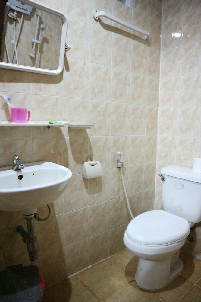 Hotel Near Sala Inn