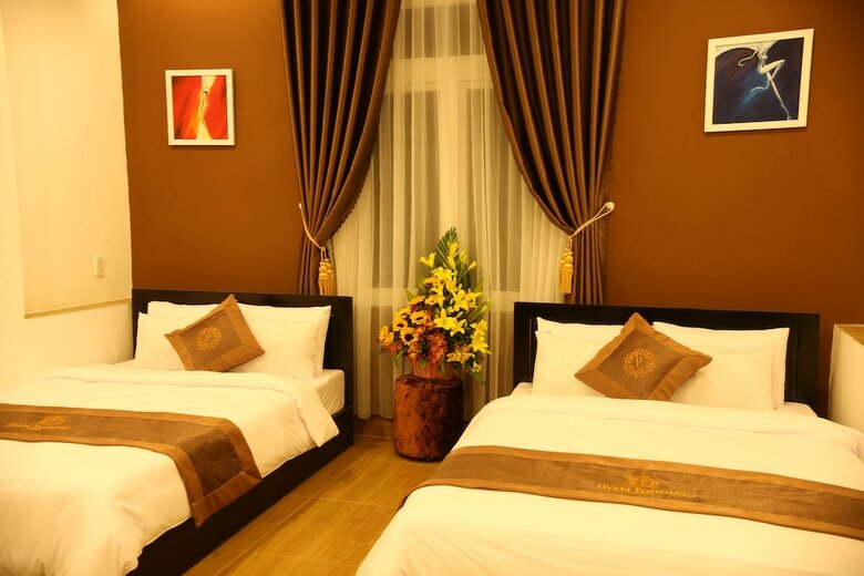 Uyen Phuong Hotel