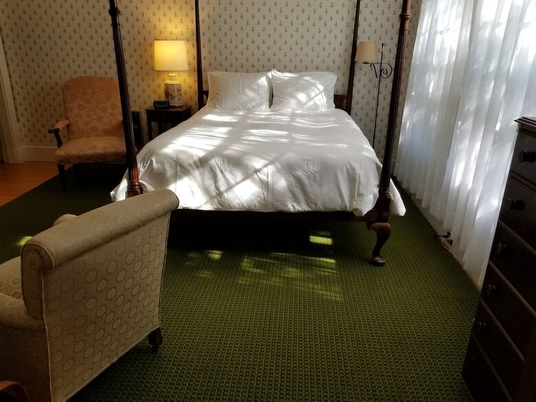 Posada Harbourside Inn