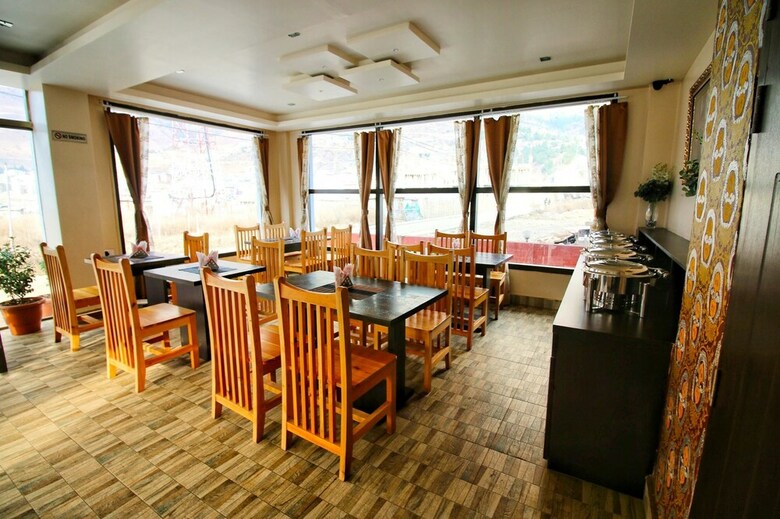 Aparthotel Jigme Suites