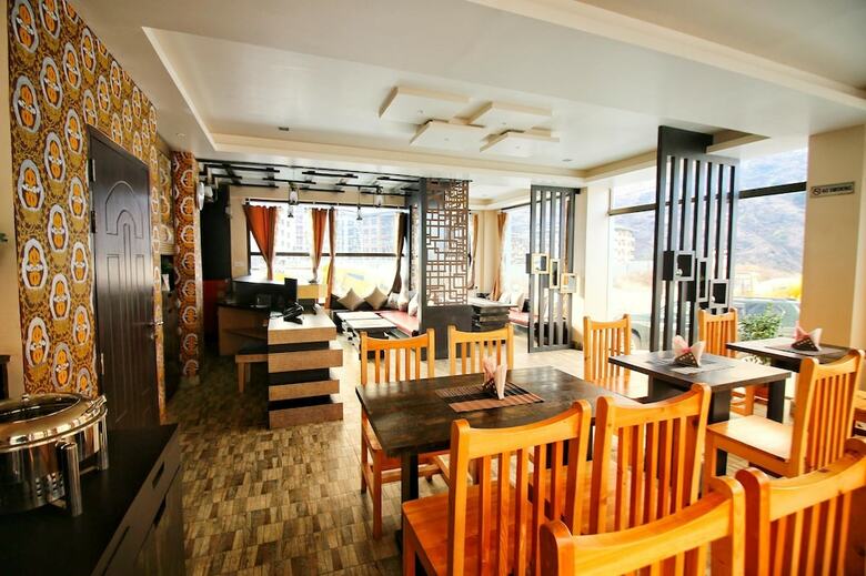 Aparthotel Jigme Suites