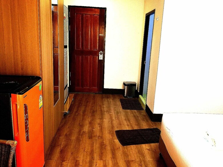 Hotel Home At Samlan Soi 1