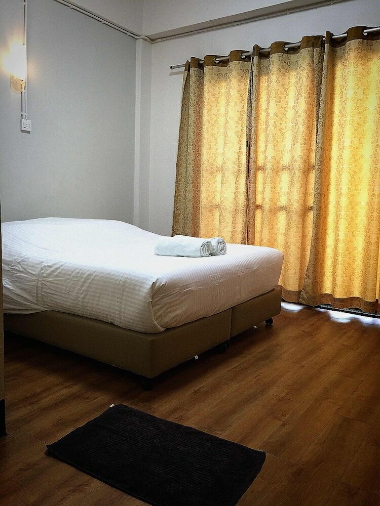Hotel Home At Samlan Soi 1