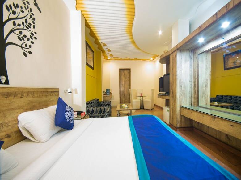 Oyo 2353 Hotel Deep