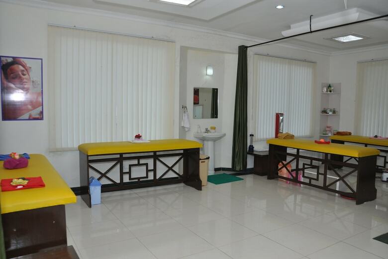 Hotel Oyo 3266 Kumarhatti