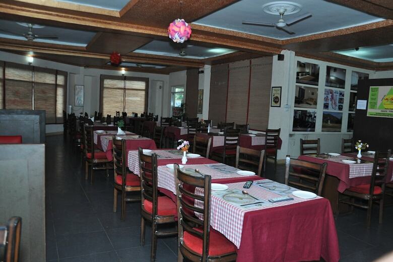 Hotel Oyo 3266 Kumarhatti