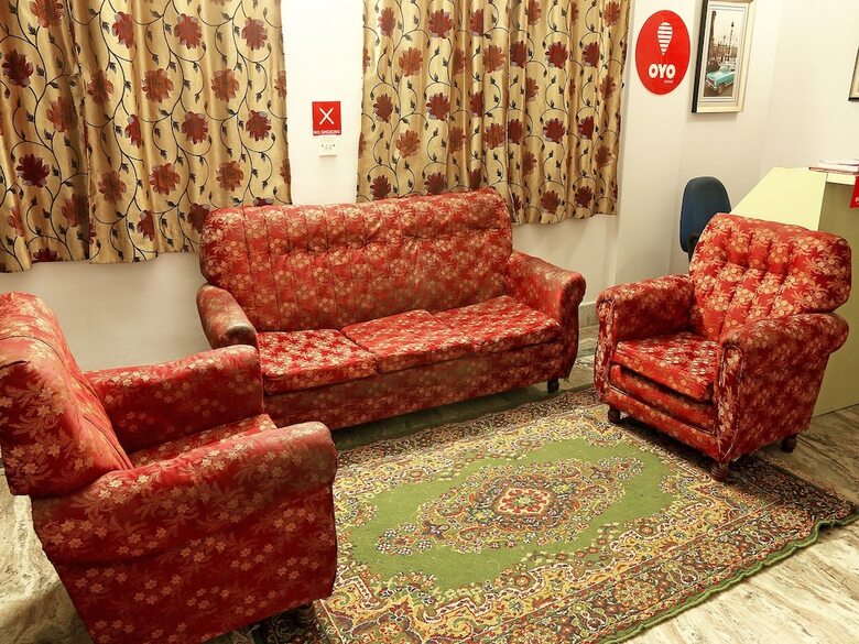 Hotel Oyo 3634 Apartment Rk Hospitality