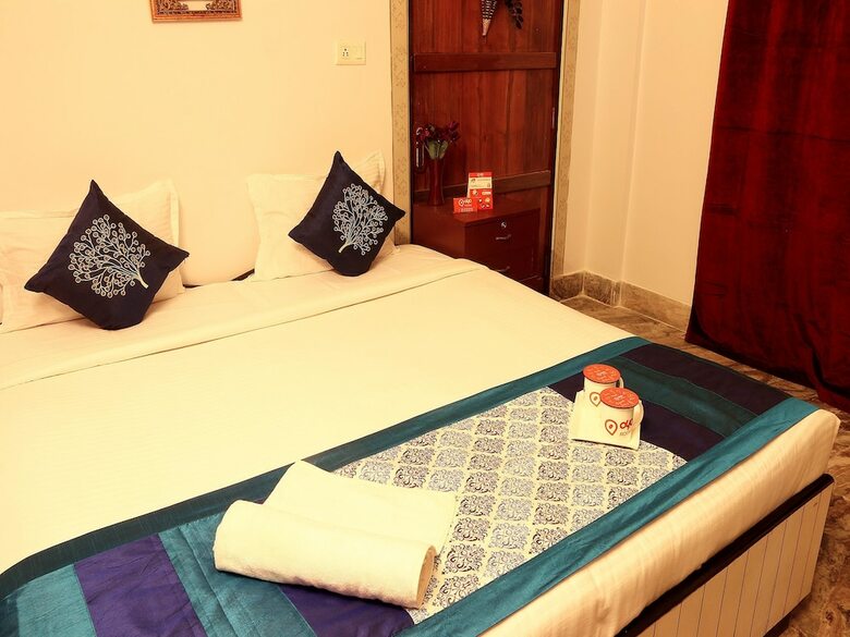 Hotel Oyo 3634 Apartment Rk Hospitality