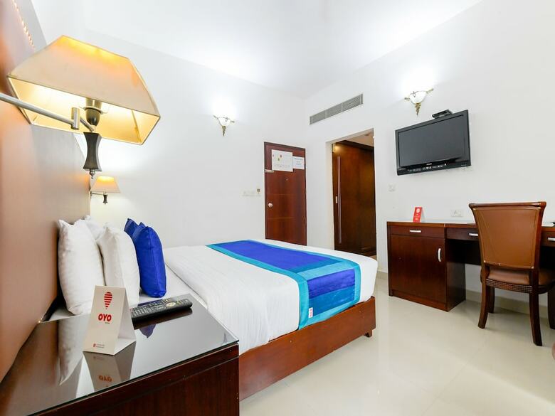 Hotel Oyo 7188 Ajantha Regency