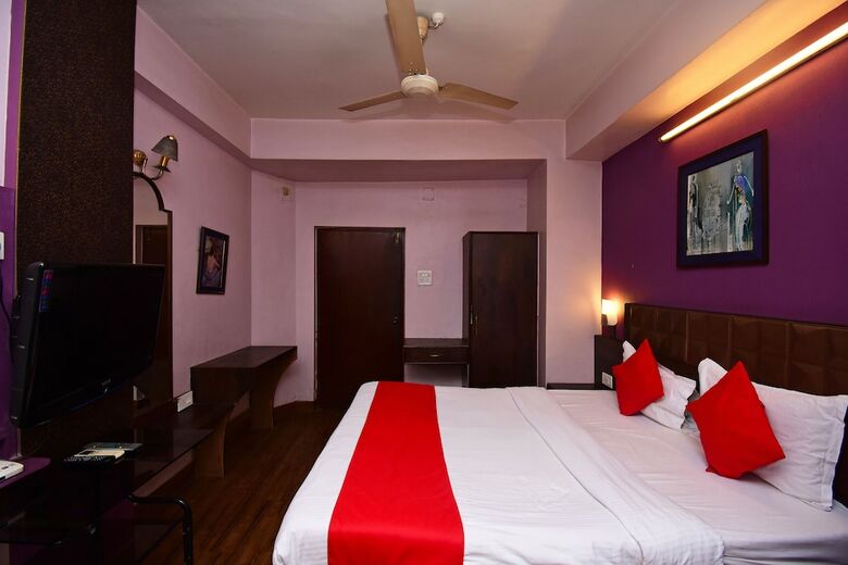 Hotel Oyo 2510 Near Camac Street
